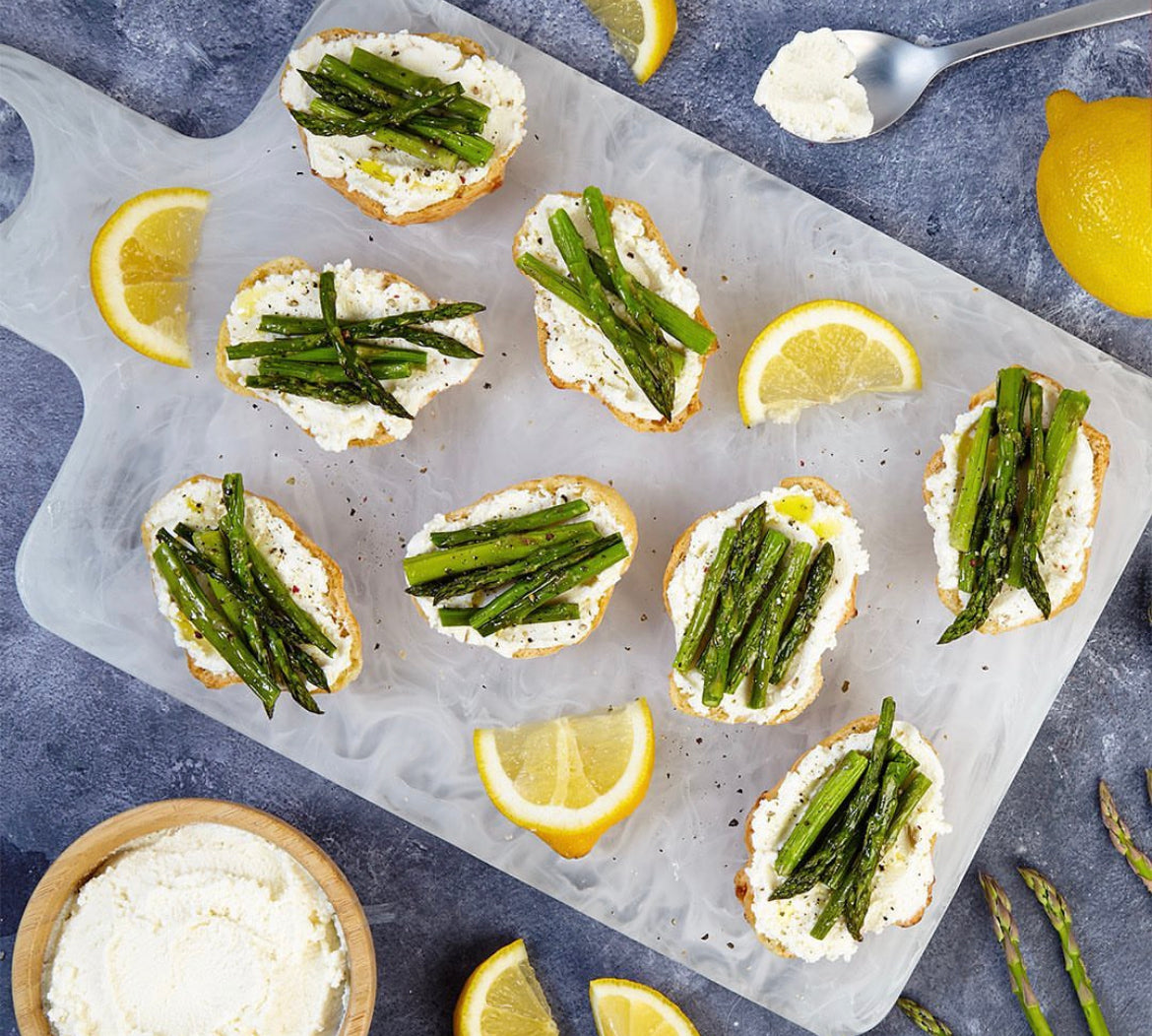 Bruna's Cheese Bread Asparagus Dill Dip