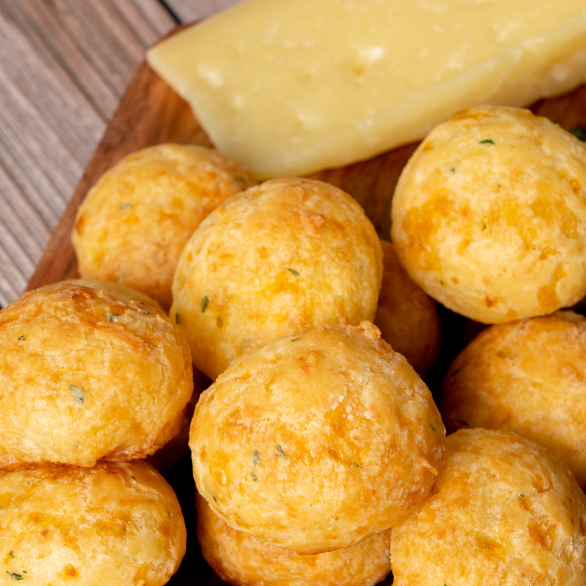 Bruna's Garlic and Onion Cheese Bread